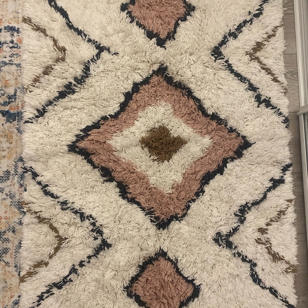 H&M Bath Mat Patterned White